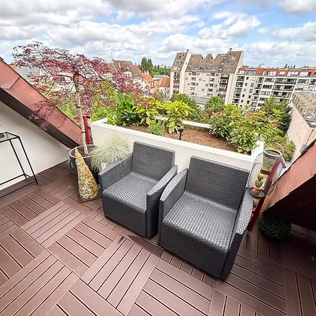 L'attique - Terrasse Panoramique - Acces Transports En Commun - Centre - Commerces A Proximite דירה